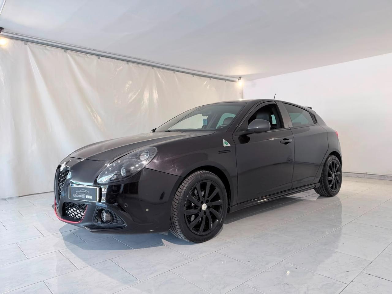 ALFA GIULIETTA AUTOMATICA GPL 170CV CARBON LOOK