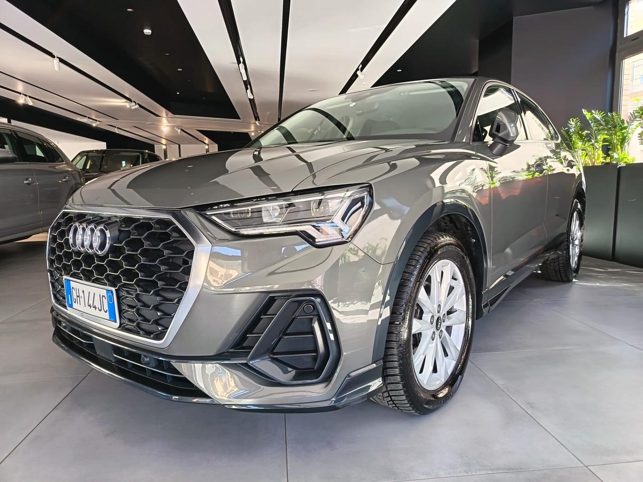 Audi Q3 35 TDI S tronic Business