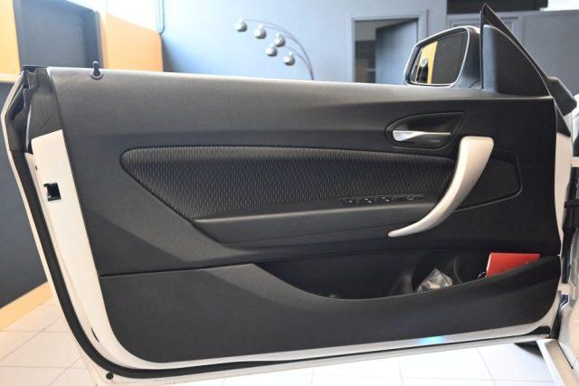 BMW 218 d CABRIO LUXURY 6M NAVI XENO 17"PDCTEL CRUISE FULL