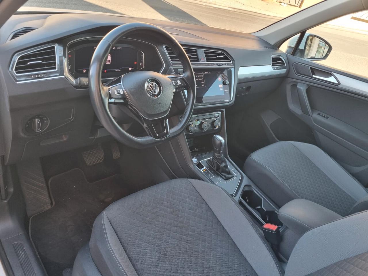 Volkswagen Tiguan 2.0 TDI SCR DSG Sport R Line