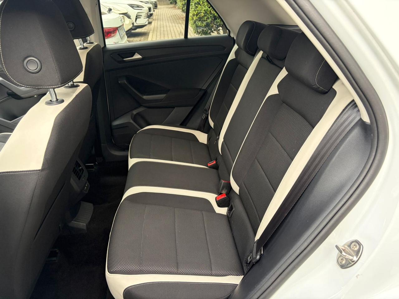 Volkswagen T-Roc 2.0 tdi Advanced 4motion dsg GRANDINATA