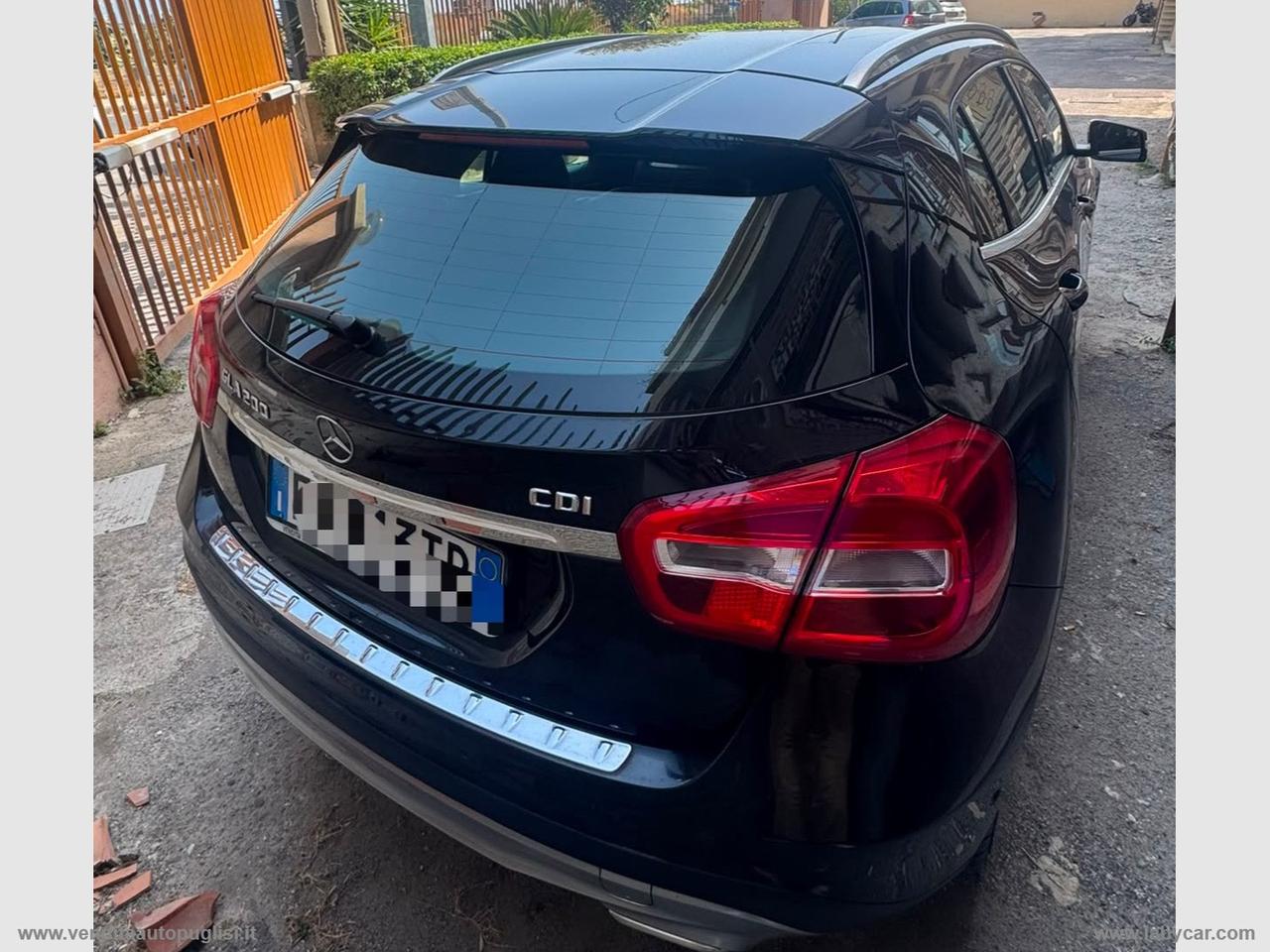 MERCEDES-BENZ GLA 200 d Sport
