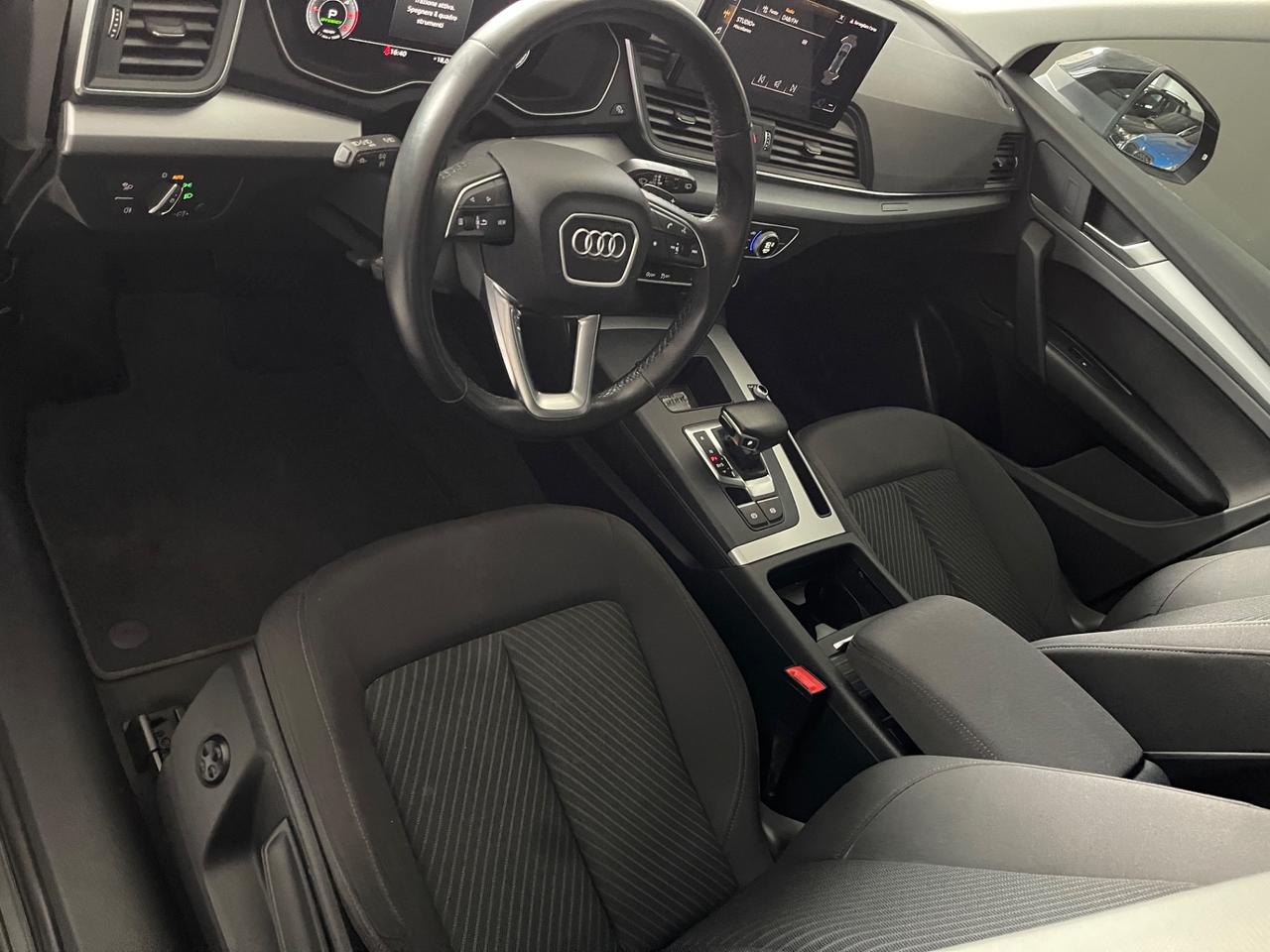 Audi Q5 40 TDI 204 CV quattro S tronic Identity Black