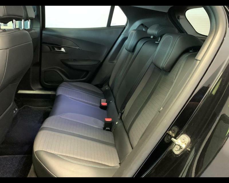 PEUGEOT 2008 1.5 bluehdi Allure Pack s/s 110cv