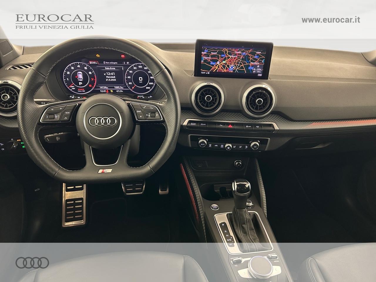 Audi Q2 35 1.5 tfsi identity black s-tronic