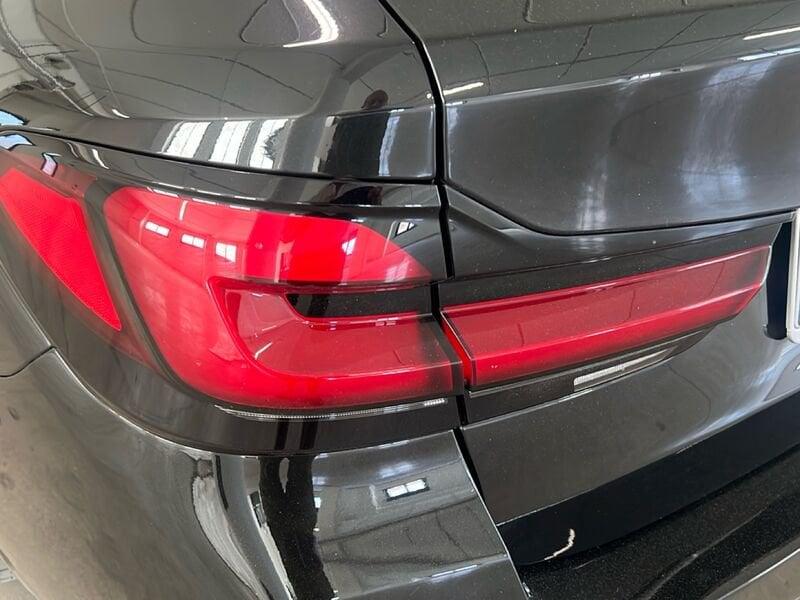 BMW Serie 5 G31 2020 Touring LCI D 530d Touring mhev 48V xdrive Luxury auto