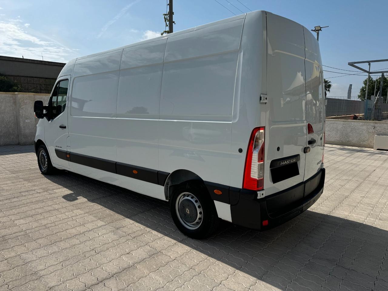 RENAULT MASTER T35 2.3 DCI/135 PL-TM FURGONE 2017