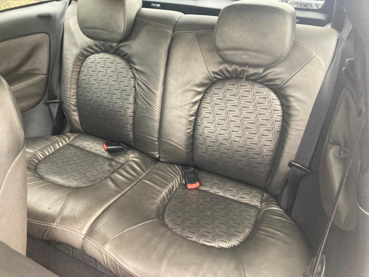 LANCIA YPSILON (EDIZIONE LIMITATA VERSUS)