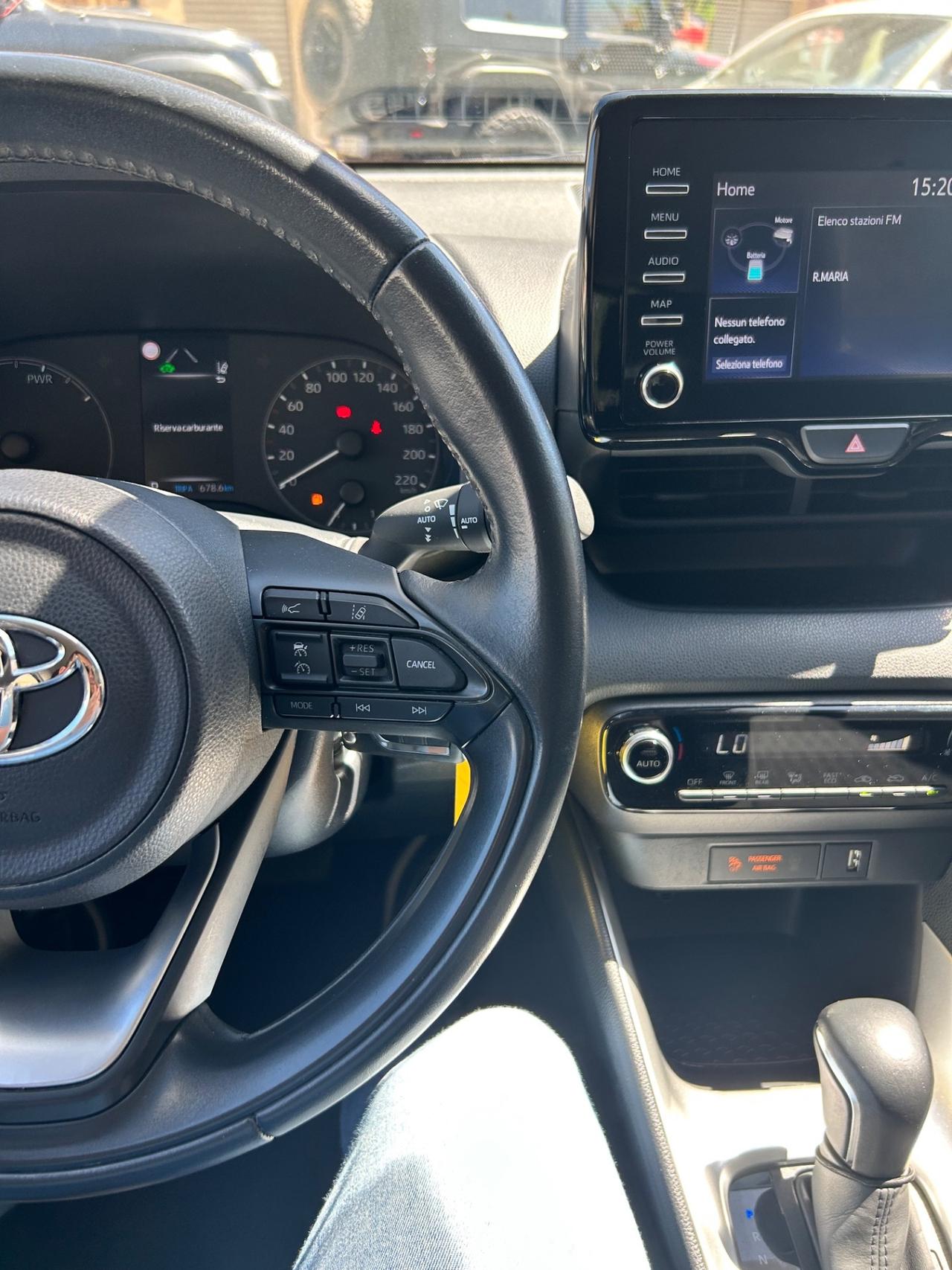 Toyota Yaris 1.5 Hybrid 5 porte Lounge