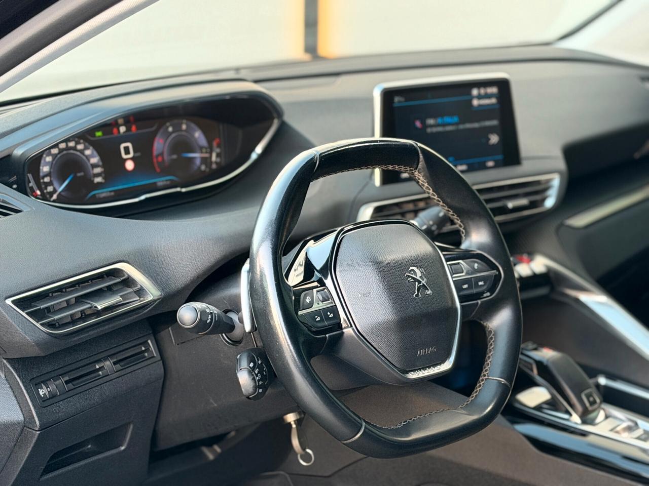 Peugeot 3008 BlueHDi 130 S&S Allure
