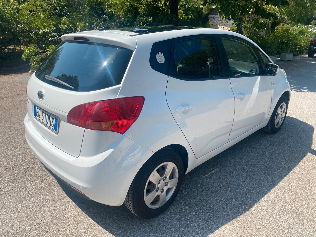 Kia Venga 1.4 CVVT Fullsky