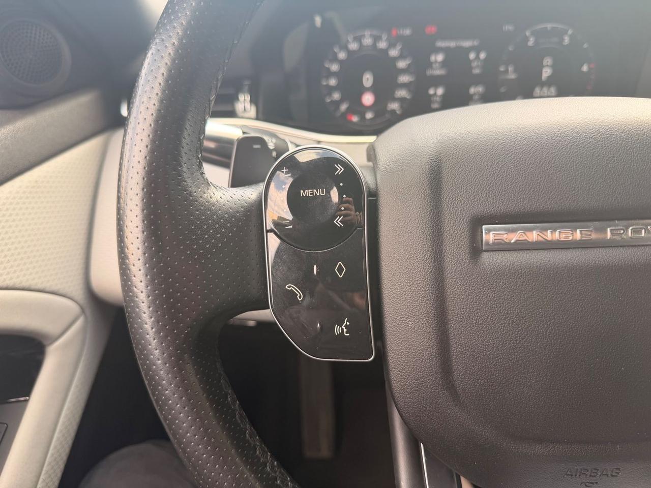 Land Rover Range Rover Evoque R-Dynamic HSE #9930