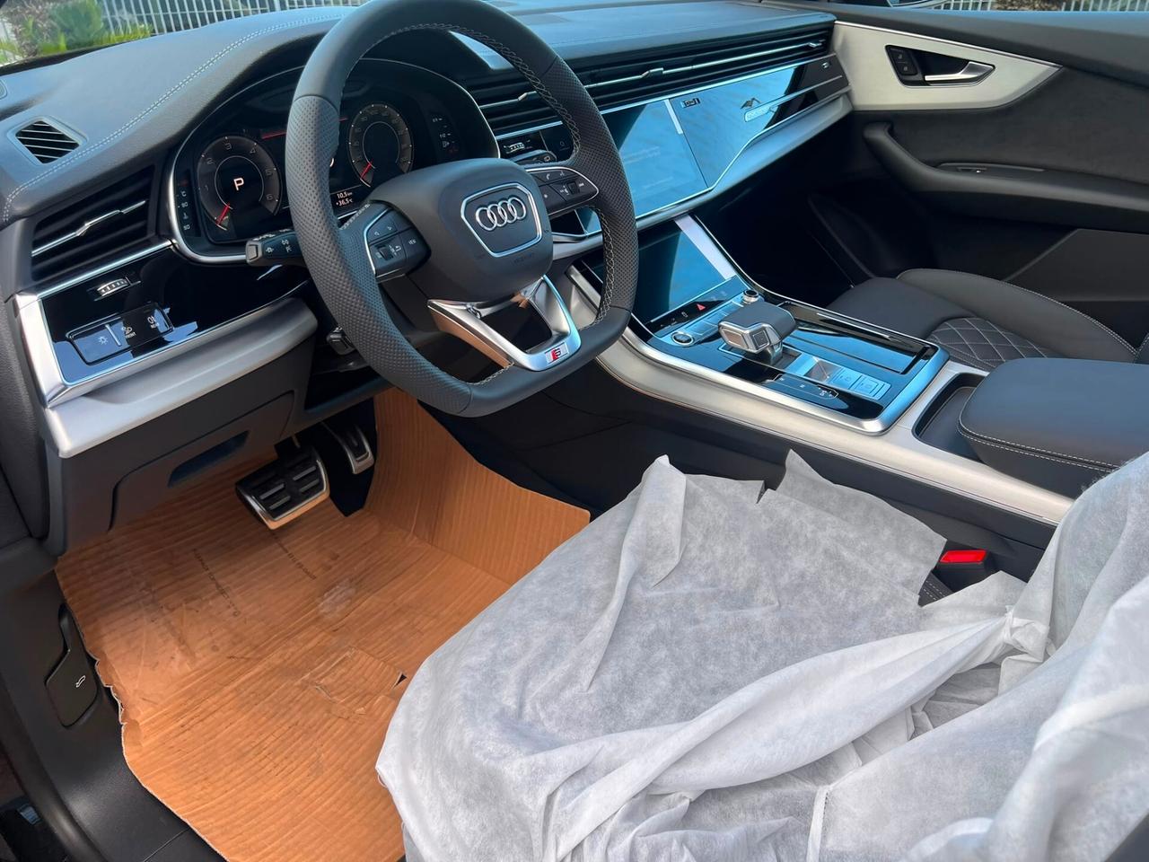 Audi Q8 50TDI S line *HD*TETTO*FULL
