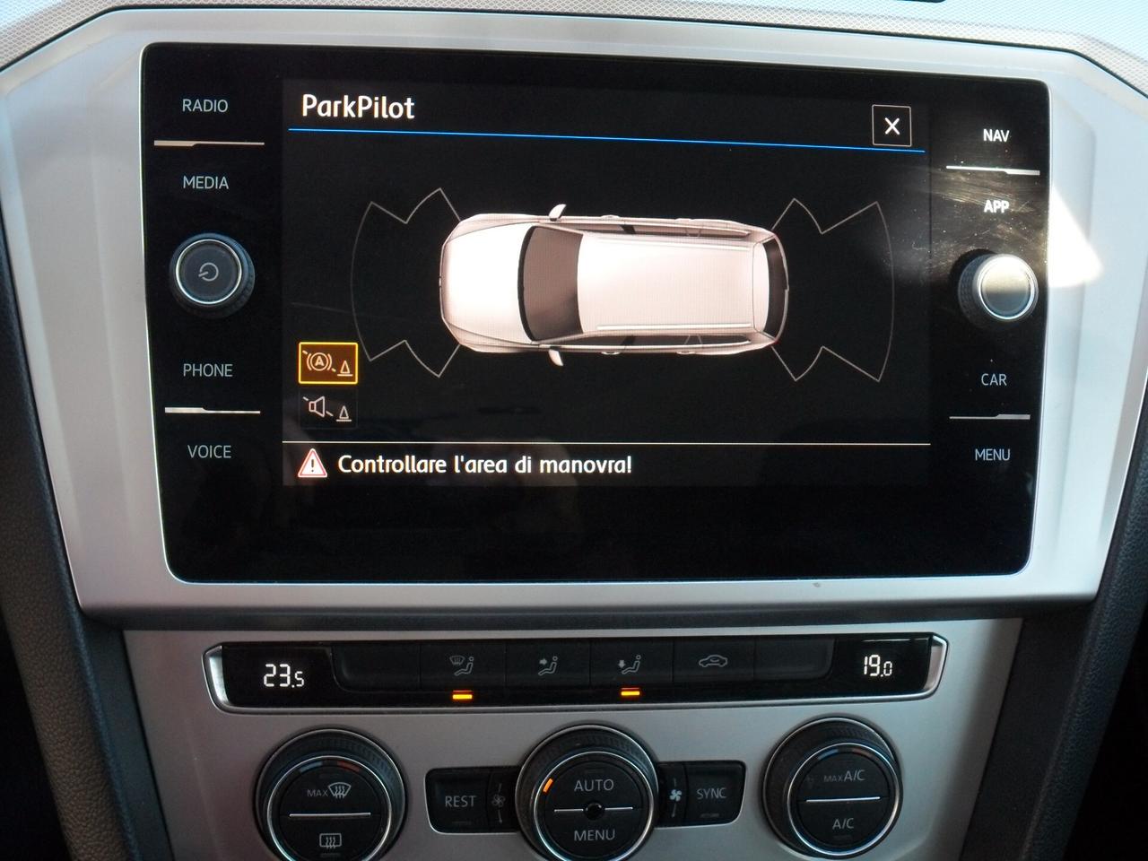 Volkswagen Passat Variant 2.0 TDI Business BlueMotion Tech.