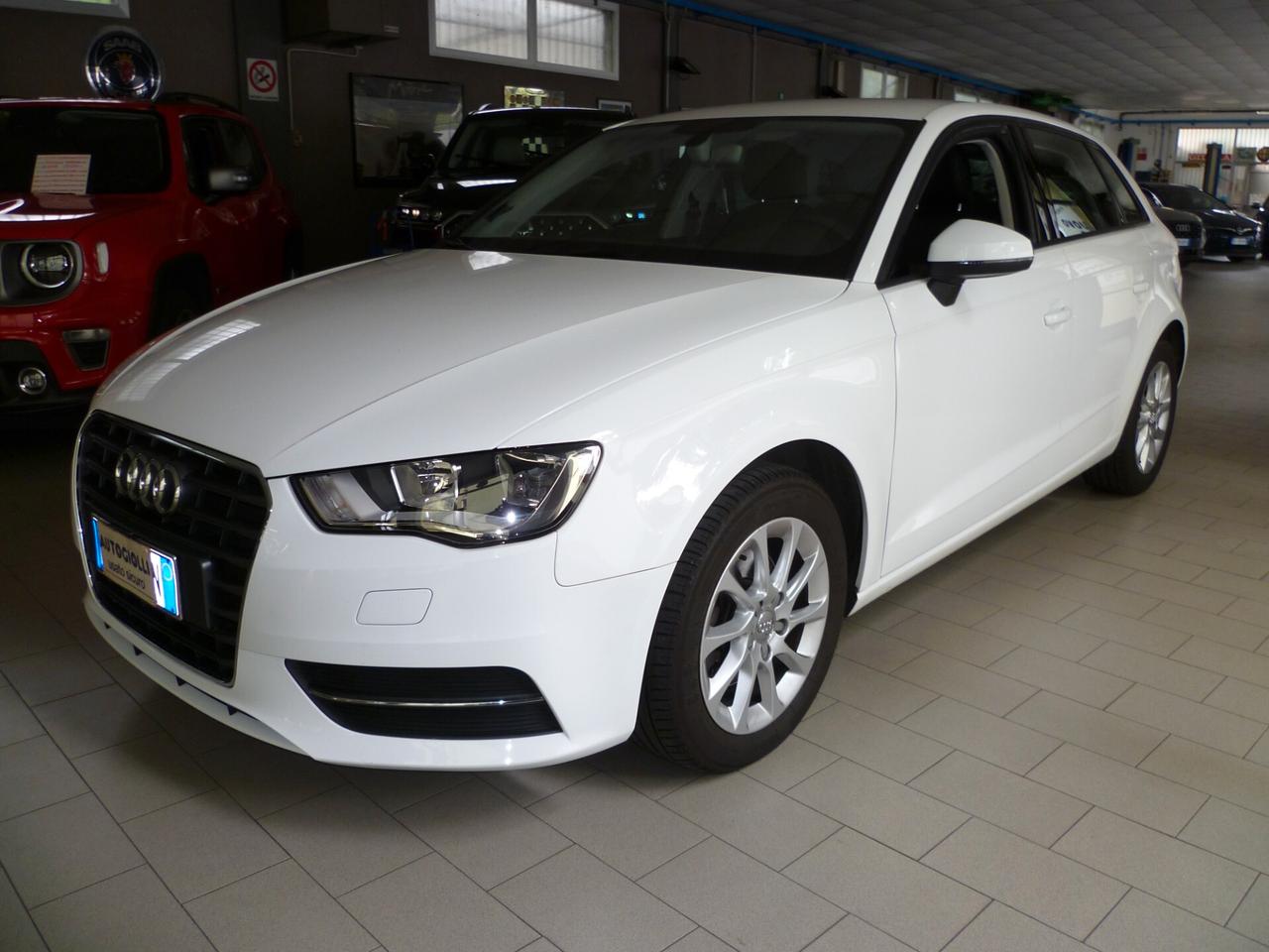Audi A3 SPB 1.6 TDI - TAGLIANDATA AUDI