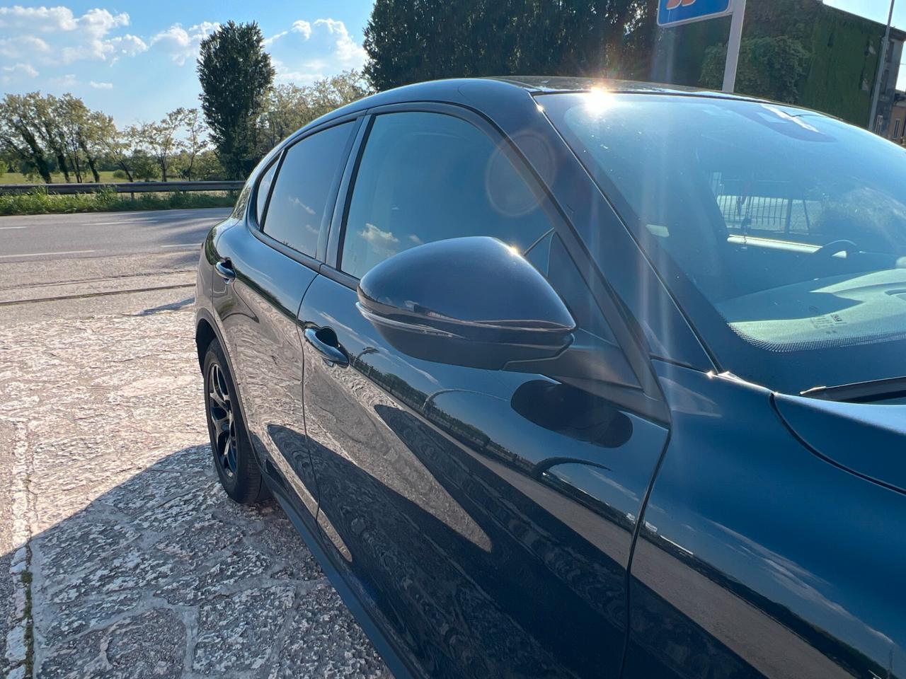Alfa Romeo Stelvio 2.2 Turbodiesel 190 CV AT8 Q4 Total Black