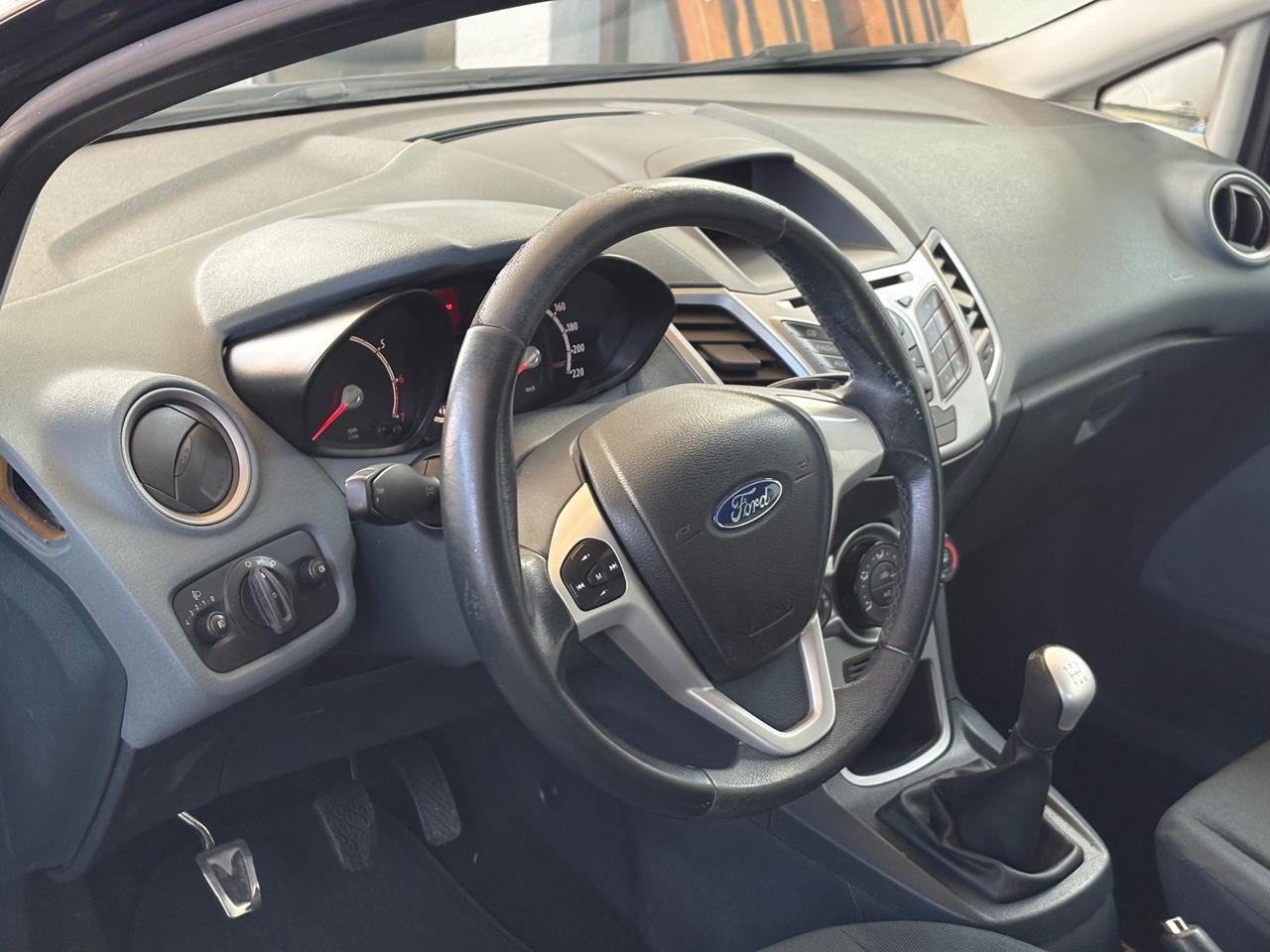 Ford Fiesta 1.2 82 CV 5 porte Titanium