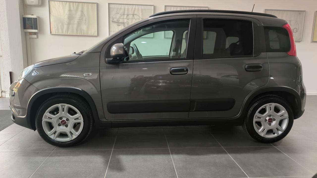 Fiat Panda 1.0 Hybrid City Life pari al nuovo
