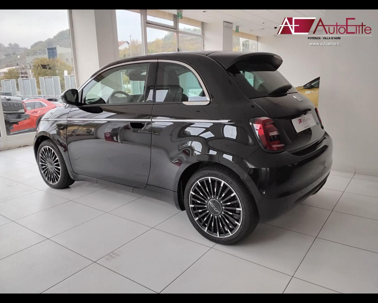 FIAT 500e - 500 La Prima Berlina 42 kWh