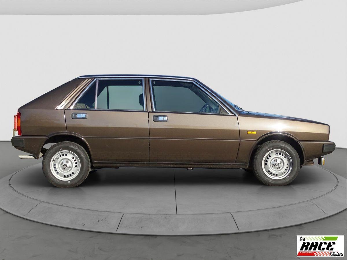 LANCIA - Delta - 1.5