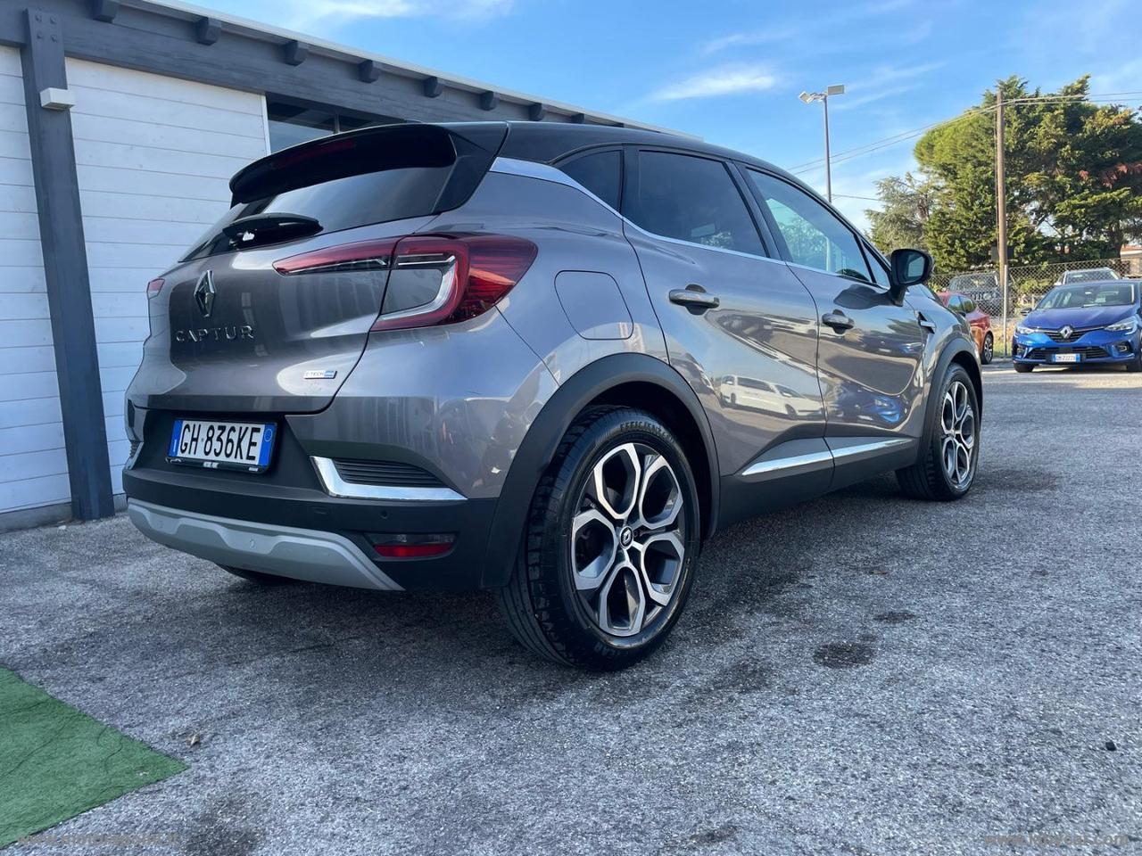 RENAULT Captur Hybrid E-Tech 145 CV Engineered