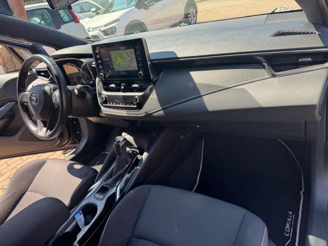TOYOTA Corolla Touring Sports 1.8 Hybrid Business