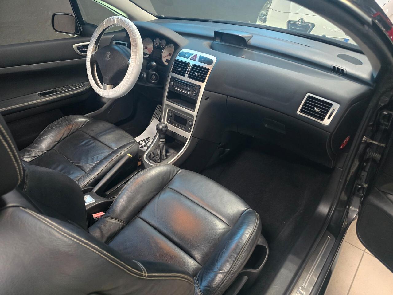 Peugeot 307 1.6 16V CC Tecno