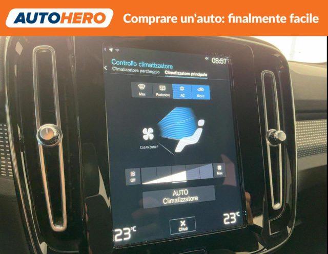 VOLVO XC40 T5 Recharge Plug-in Hybrid R-design