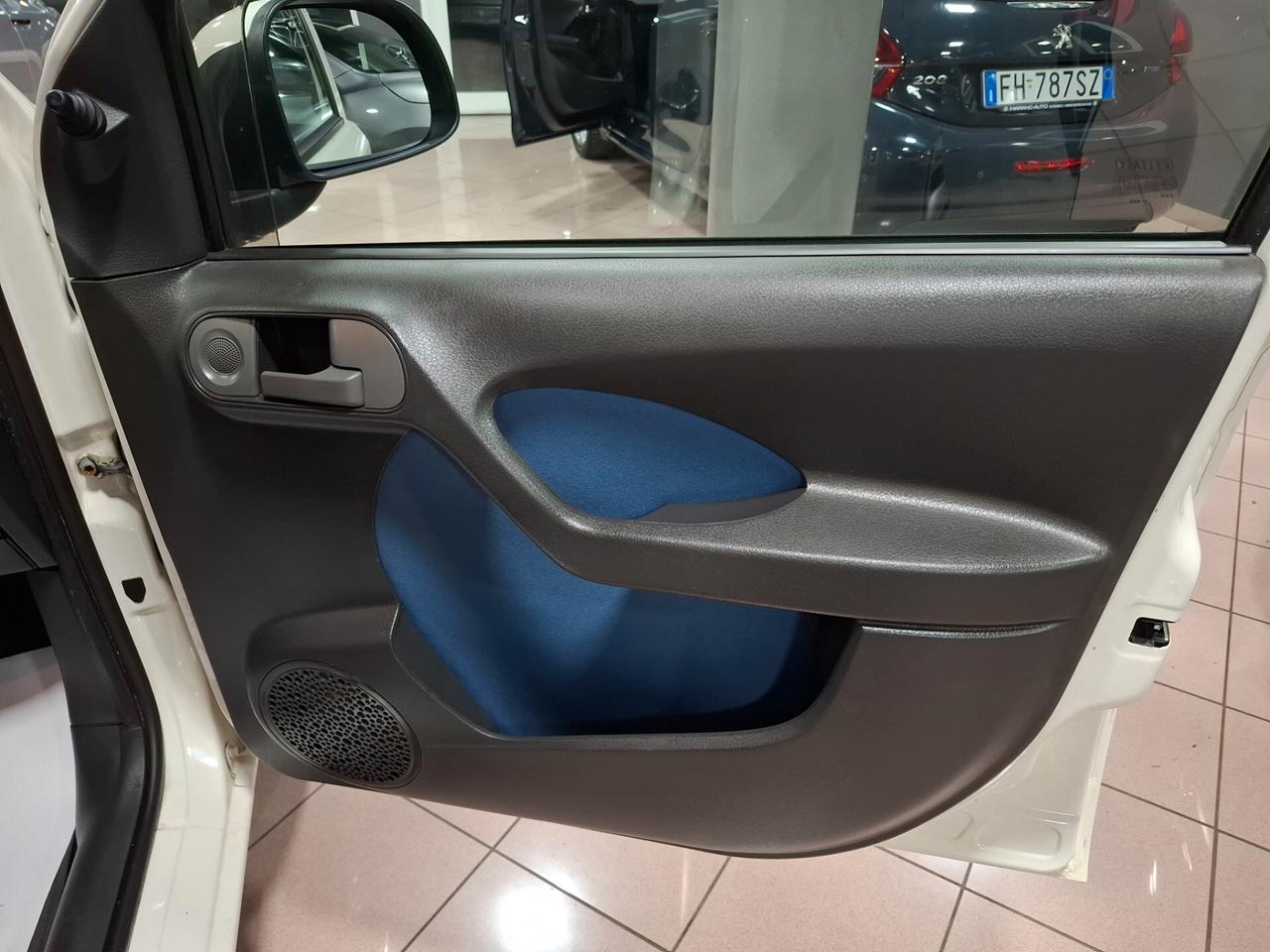 Fiat Panda 1.2 benzina NEOPATENTATO