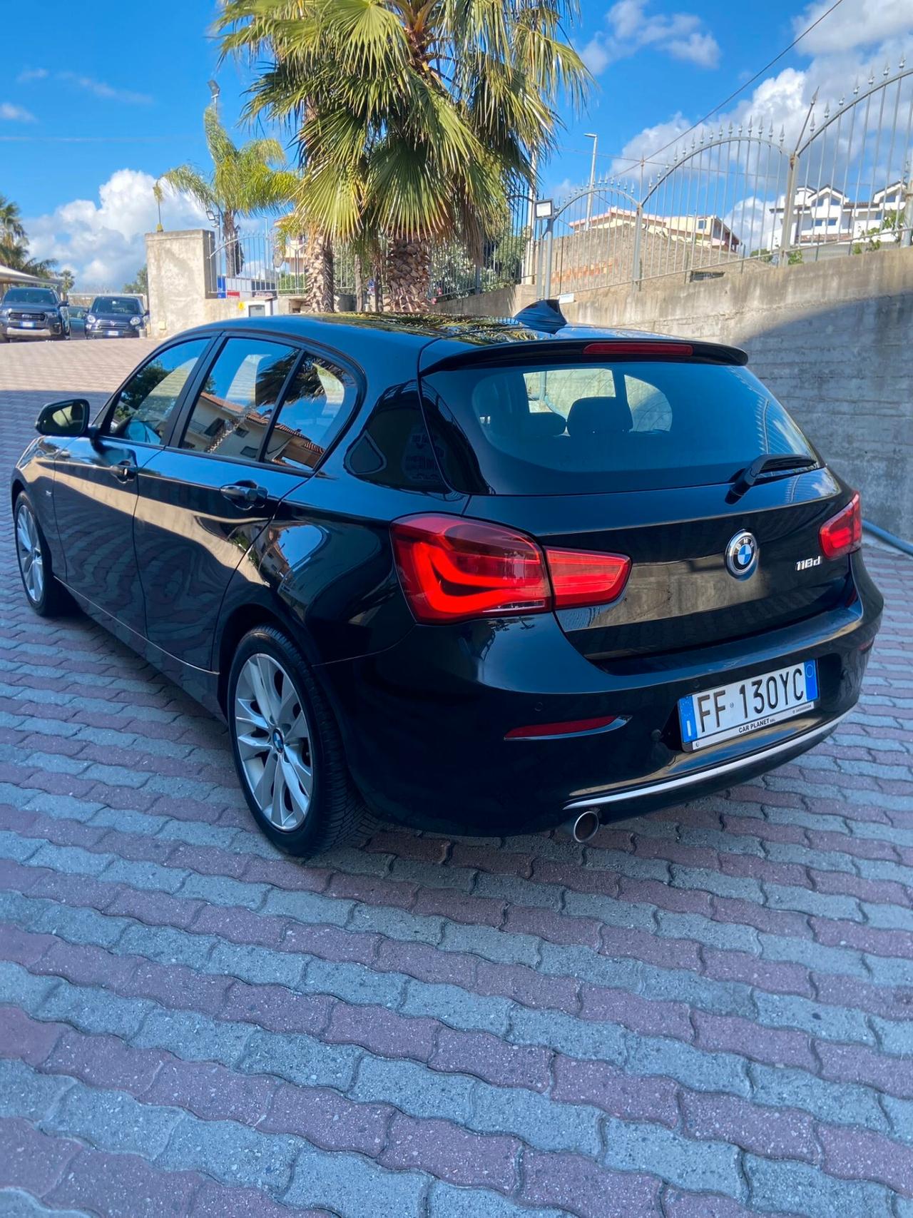 BMW Serie1 (F20) 118D 150cv Urban Automatico