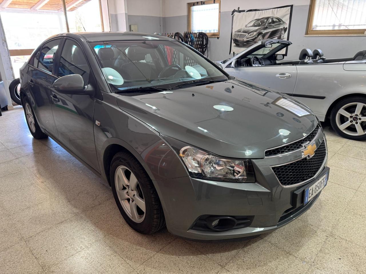 Chevrolet Cruze 1.6 cc. GPL Berlina LS OK NEOPATEN