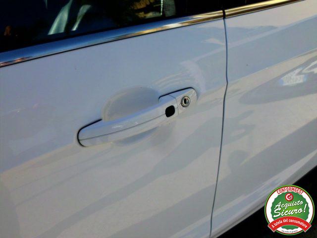 FORD Kuga 2.0 TDCI 140 CV 4WD Powershift Business