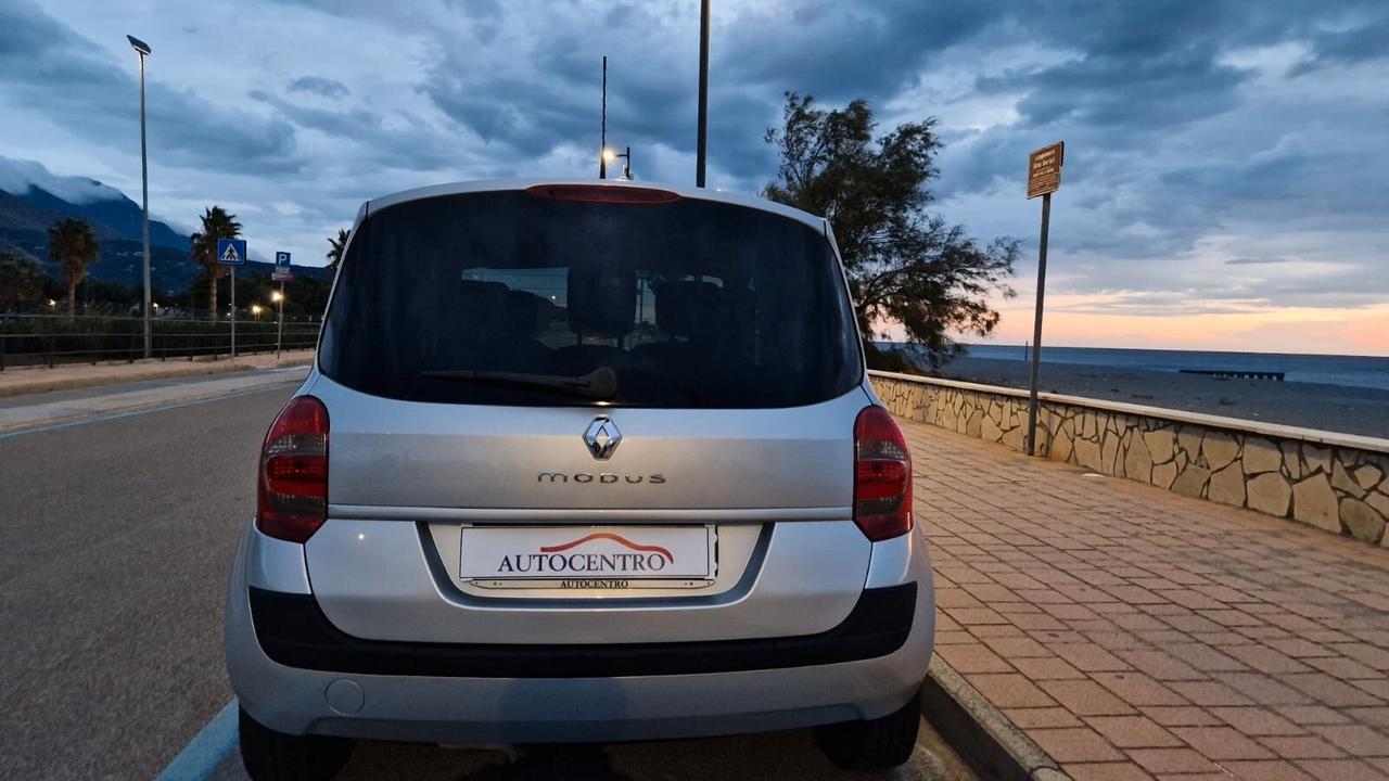 Renault Modus 1.2 16V Dynamique