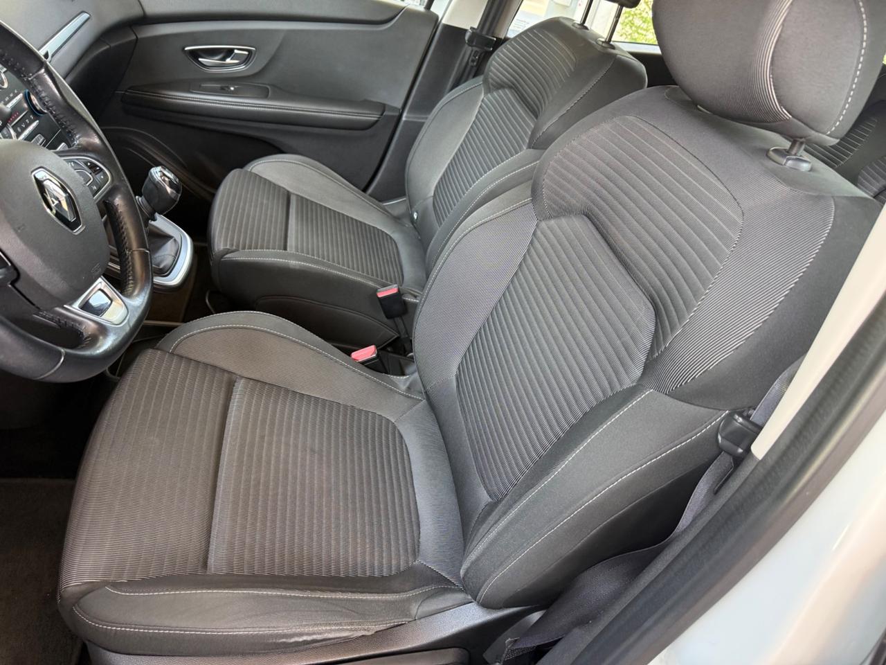 Renault Grand Scenic dCi 8V 110 CV Energy Bose