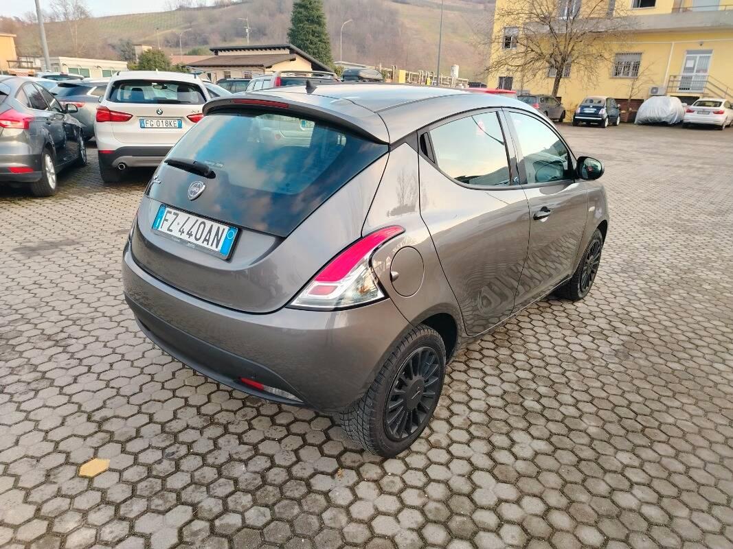 Lancia Ypsilon 1.2 Monogram Gpl 69cv