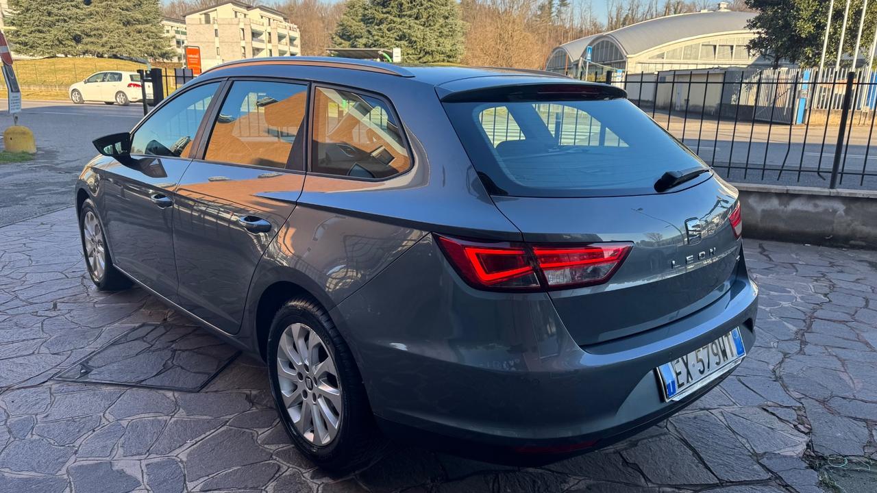 Seat Leon 1.6 TDI 105 CV DSG FUL LED NAVI KM 82000