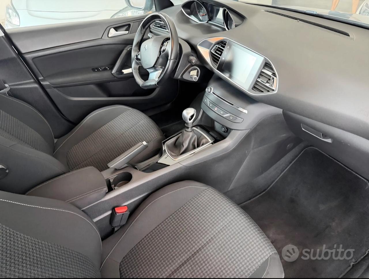 Peugeot 308 BlueHDi 130 S&S Allure