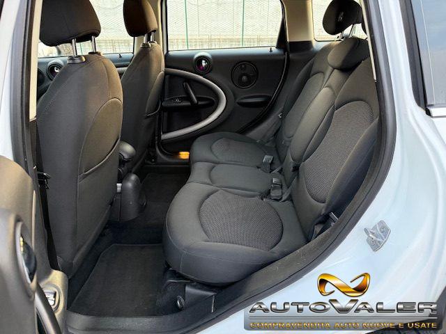 MINI Countryman Mini One SD blackyard