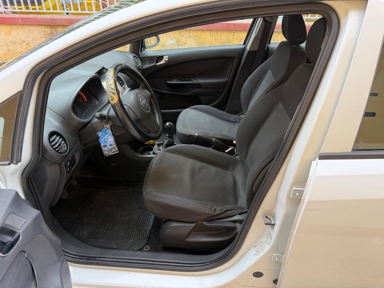 Opel Corsa 1.2 80CV 5 porte GPL-TECH Club
