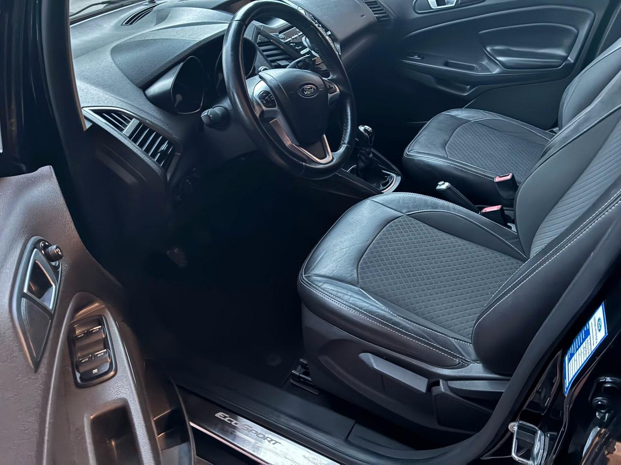 Ford EcoSport1.5TDCi Full Titanium S.perfetta-16