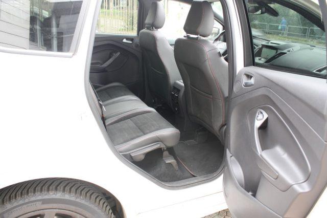 FORD Kuga 2.0 TDCI 180 CV S&S 4WD Powershift ST-Line