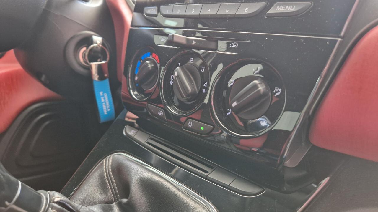 Lancia Ypsilon 1.3 MJT 16V 95 CV 5 porte