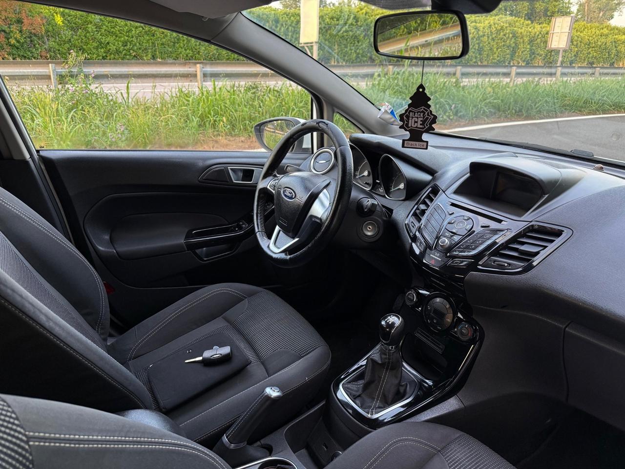 Ford Fiesta 1.5 TDCi 75CV 5 porte Titanium