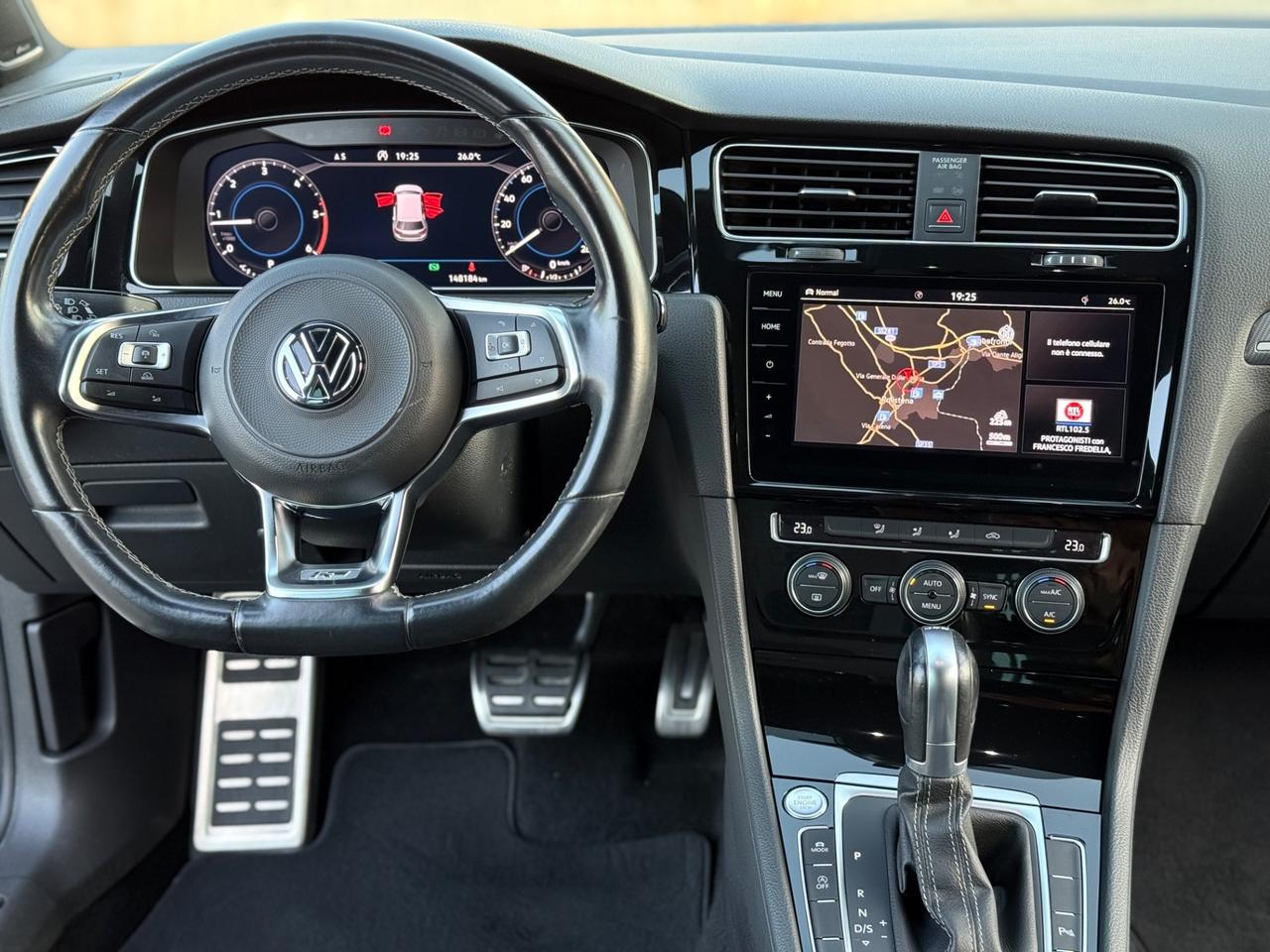 Volkswagen Golf 7.5 2.0 150 CV R-Line totale