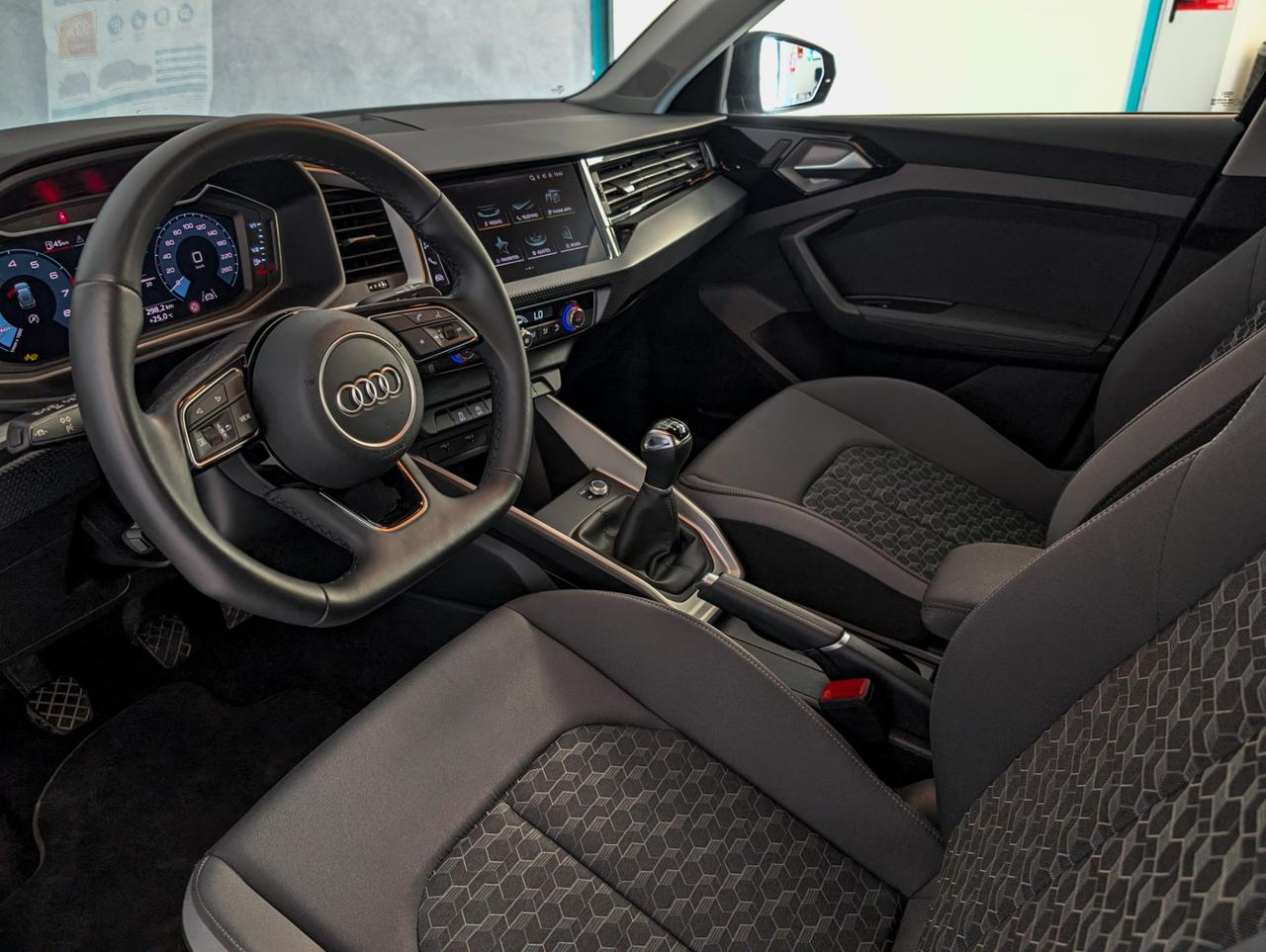 Audi A1 30 TFSI 116cv Adrenalin Black Edition S line