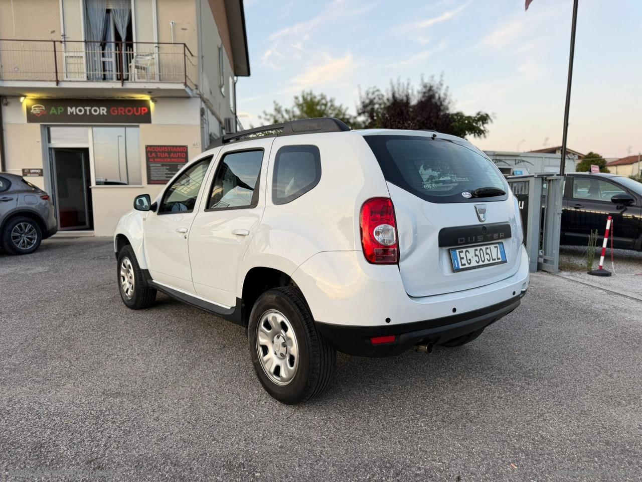 DACIA Duster 1.6 110 CV 4x2 Lauréate