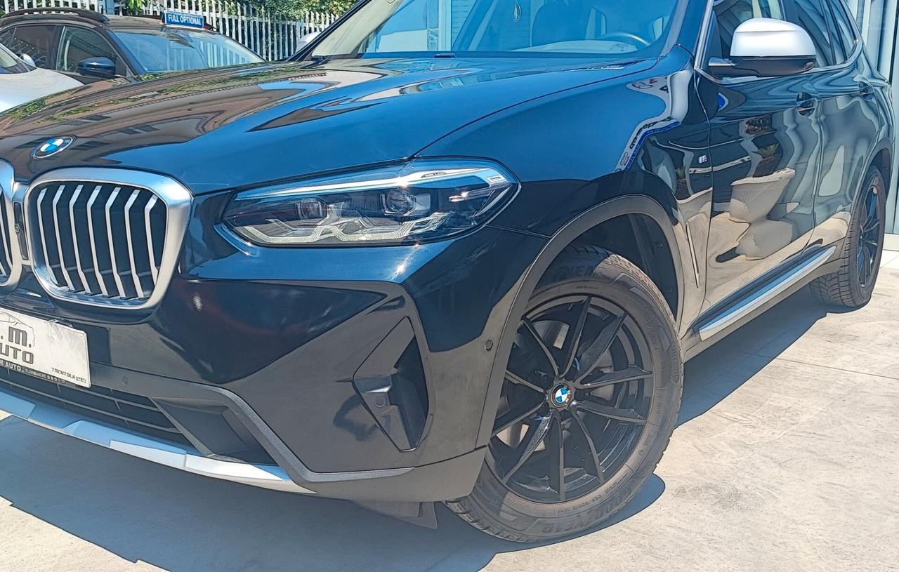 BMW X3 con telecamere perimetrali 2022