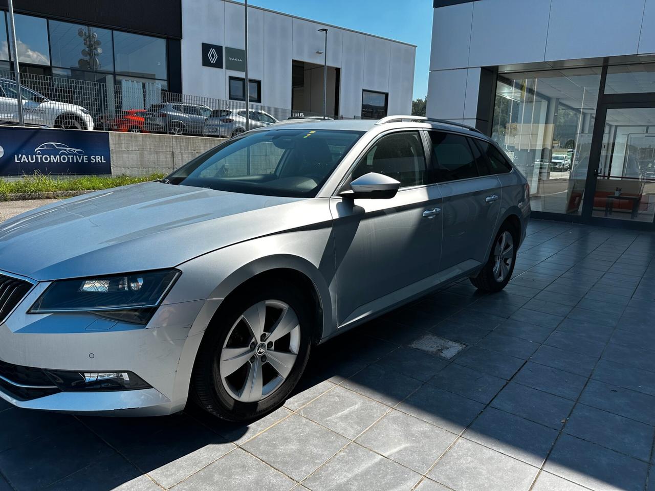 Skoda Superb 1.6 TDI Wagon Executive