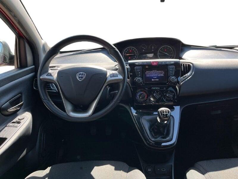 Lancia Ypsilon III 2015 1.2 Gold s&s 69cv my19