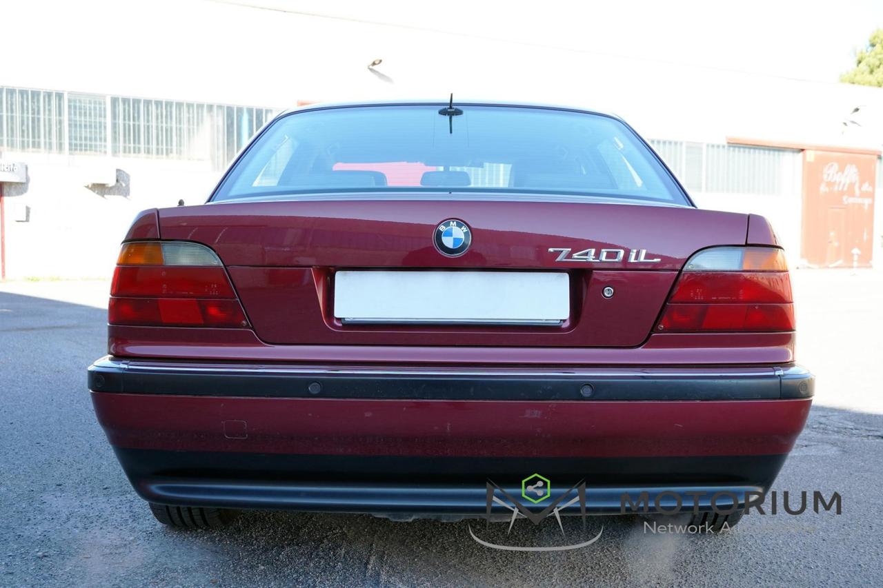 BMW 740 iL E38 V8 286CV LUNGA - 1994 - ISCRITTA ASI
